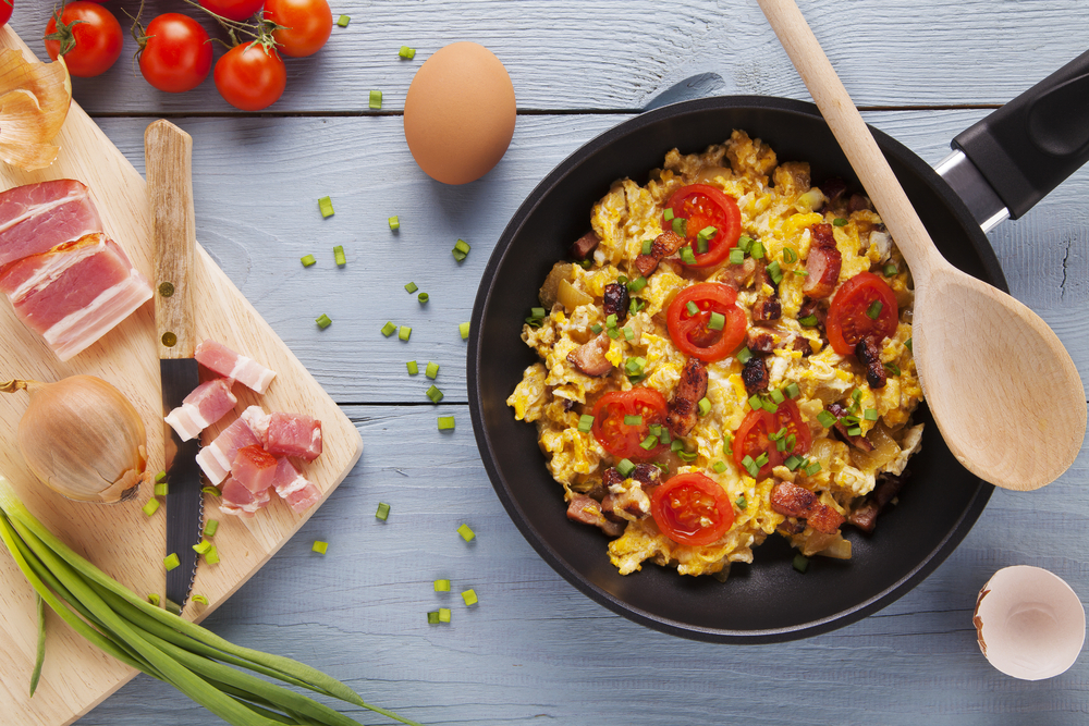 en bild på en lchf omelette som är bra att äta när man vill gå ner i vikt